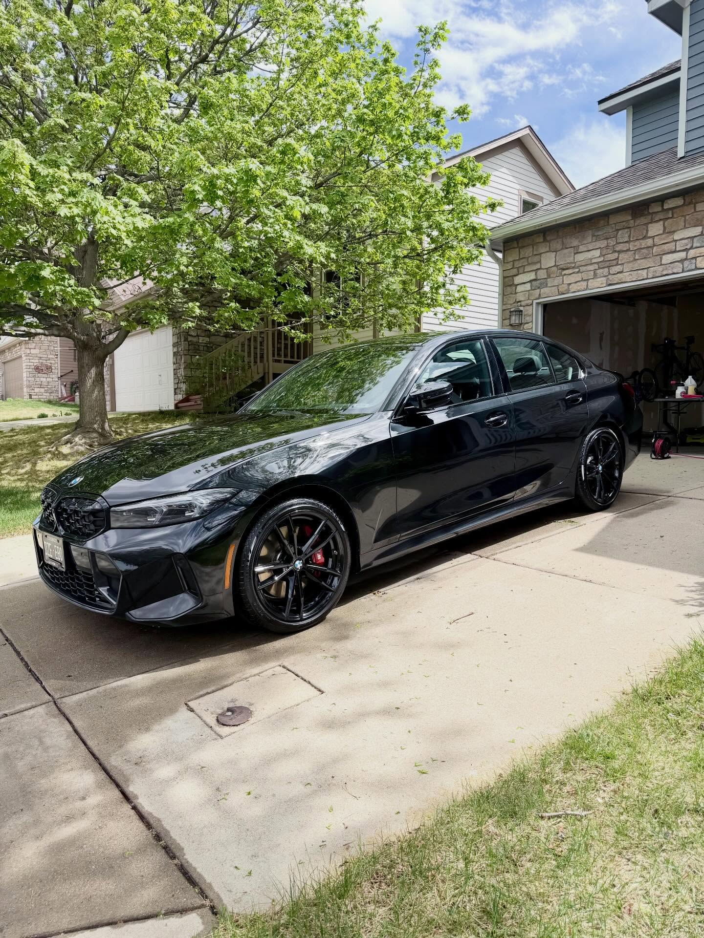 Fully Detailed BMW detail photo 7